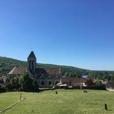 En Bord De Seine Bed & Breakfast